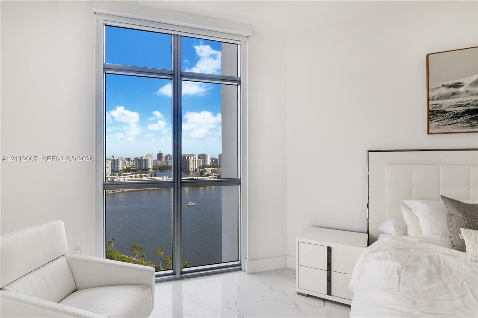 17301 Biscayne Blvd 2002 photo 17