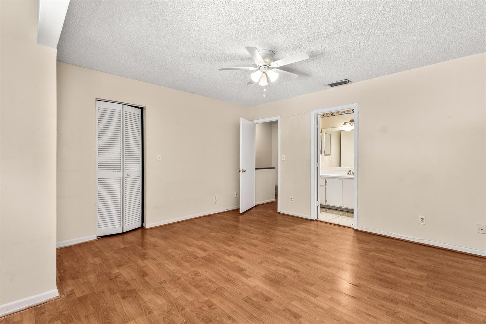 6001 Channel Drive photo 14