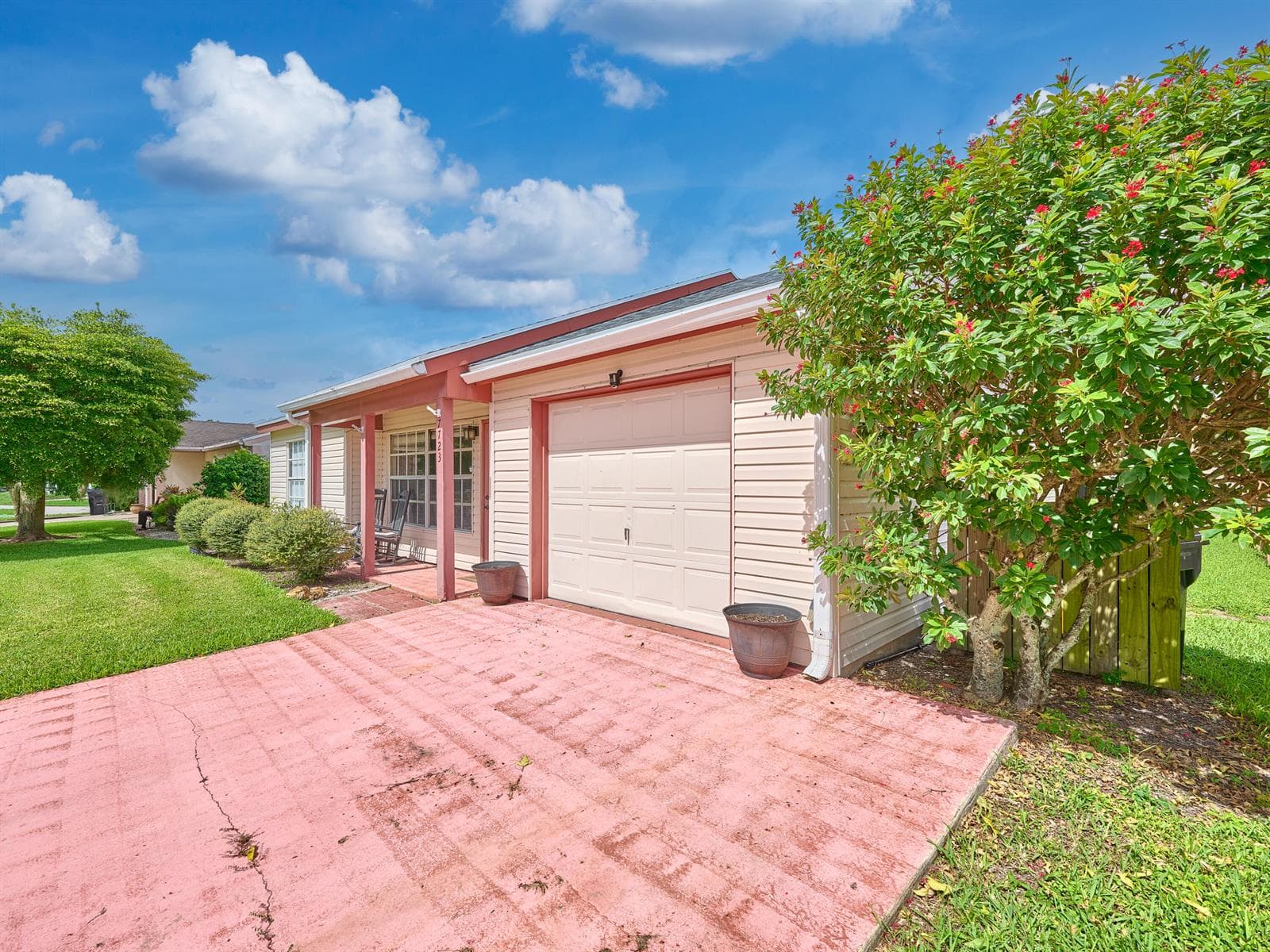 7723 CANAL Drive photo 3