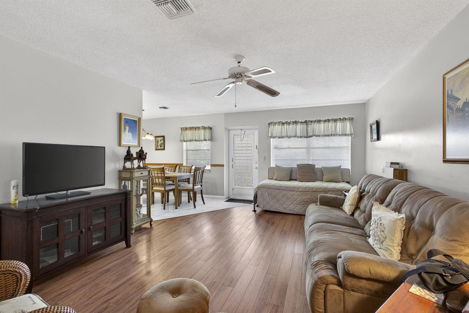 272 BEDFORD K photo 3
