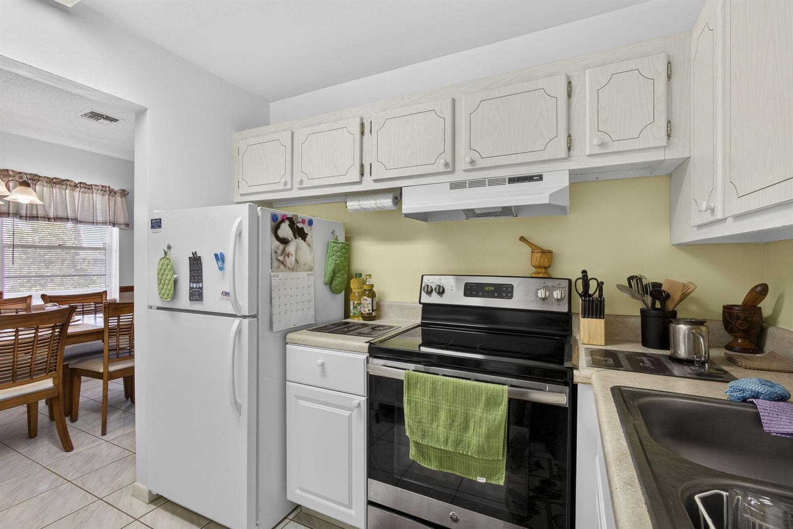 272 BEDFORD K photo 9