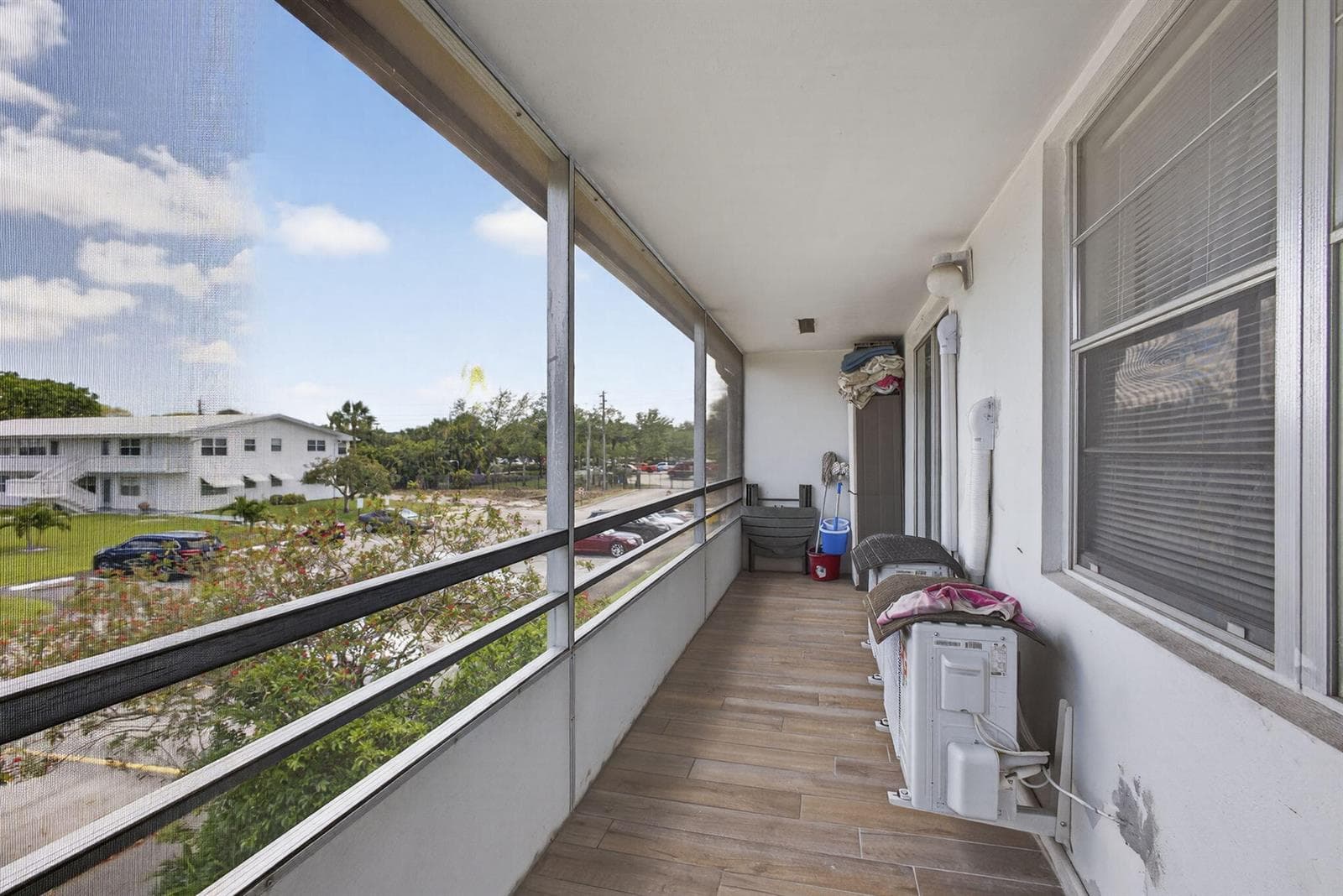 272 BEDFORD K photo 15