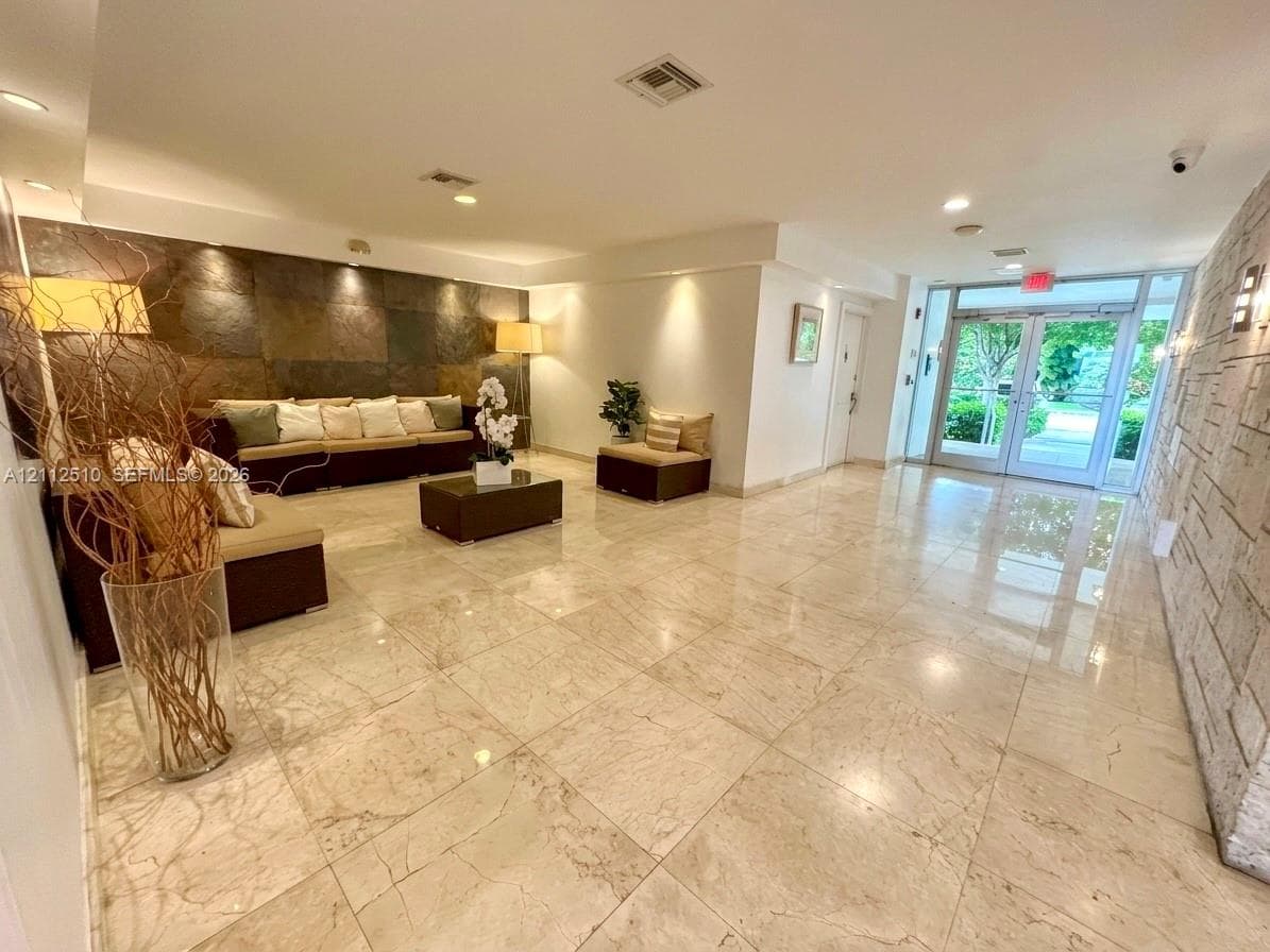 9250 W Bay Harbor Dr 4A photo 15
