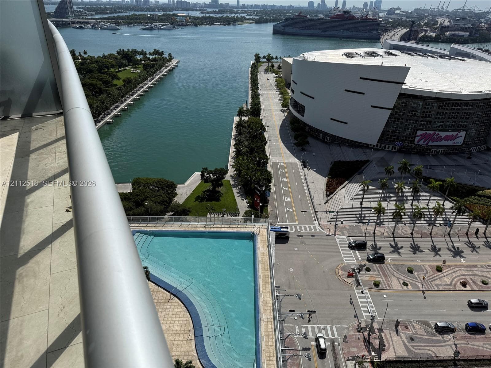 888 Biscayne Blvd 2302 photo 2
