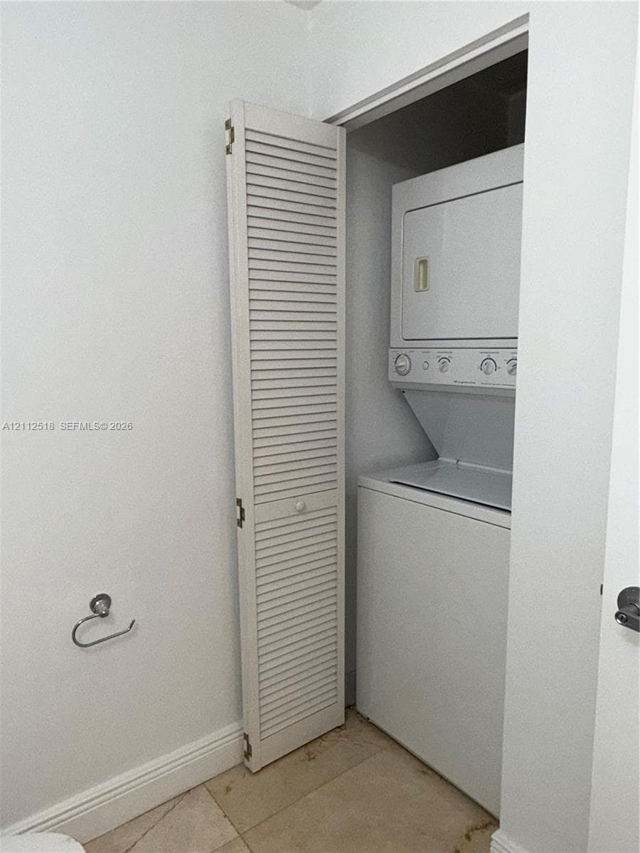 888 Biscayne Blvd 2302 photo 8