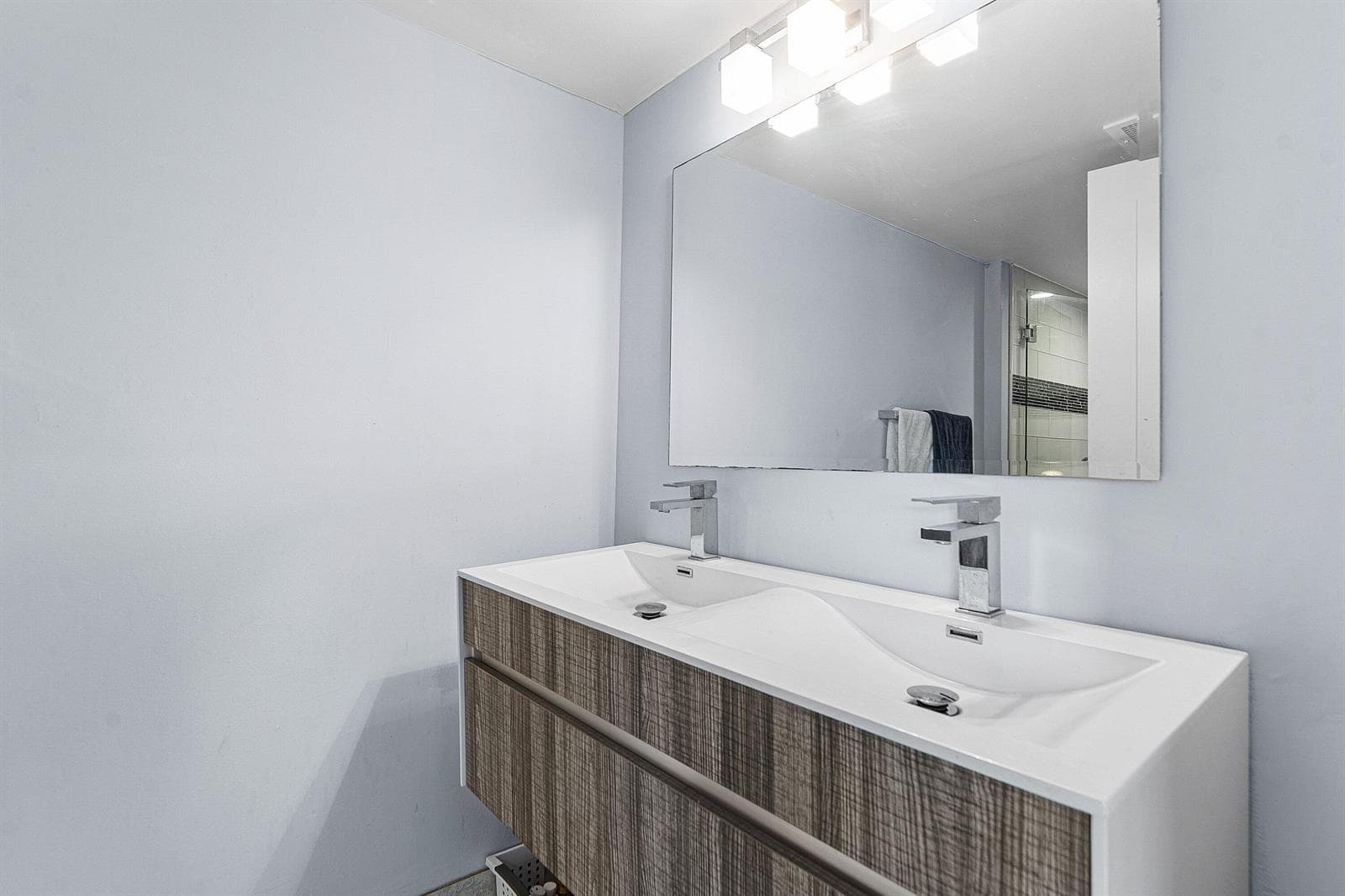 1200 Marine Way 902 photo 13