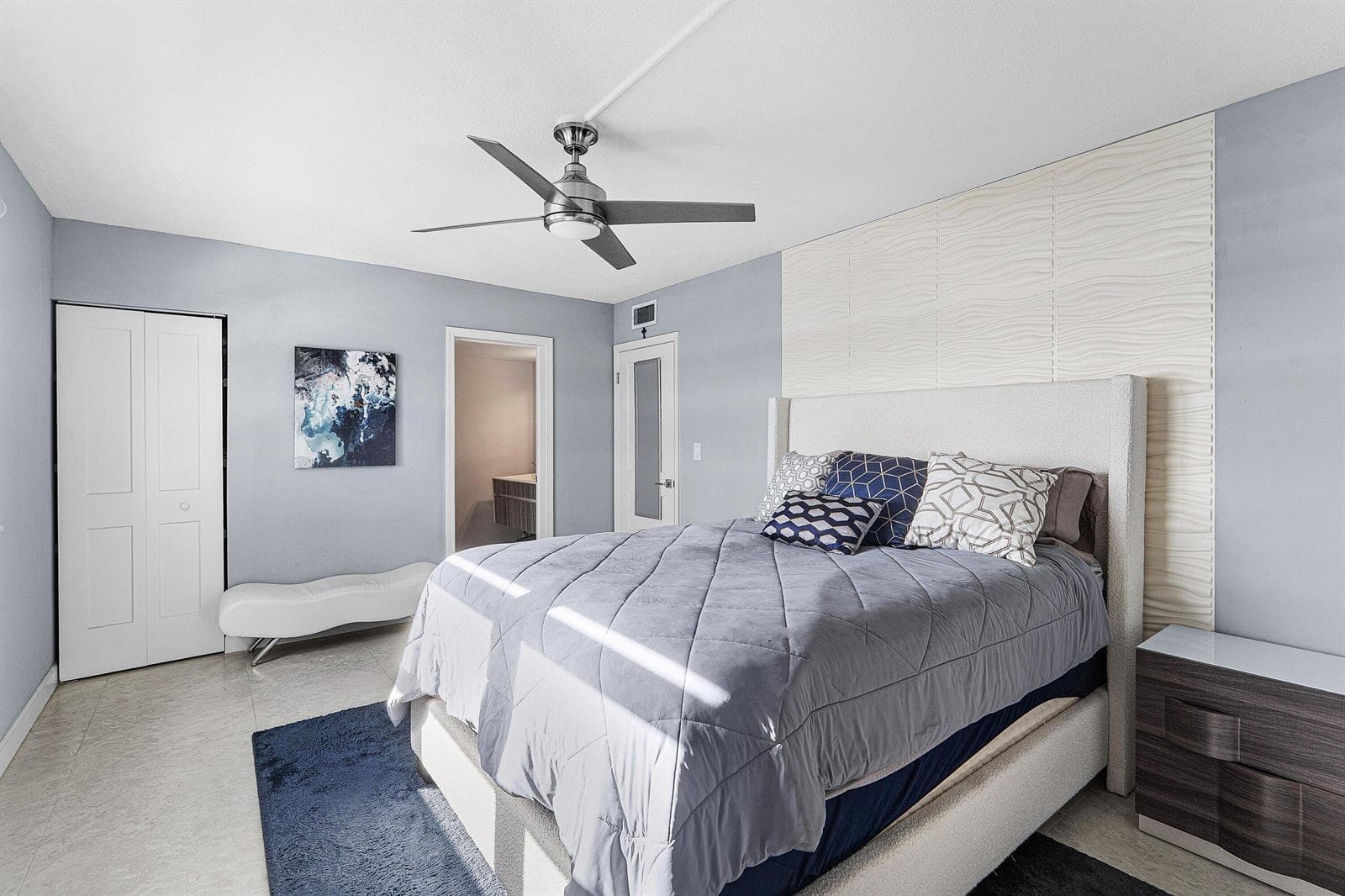 1200 Marine Way 902 photo 11