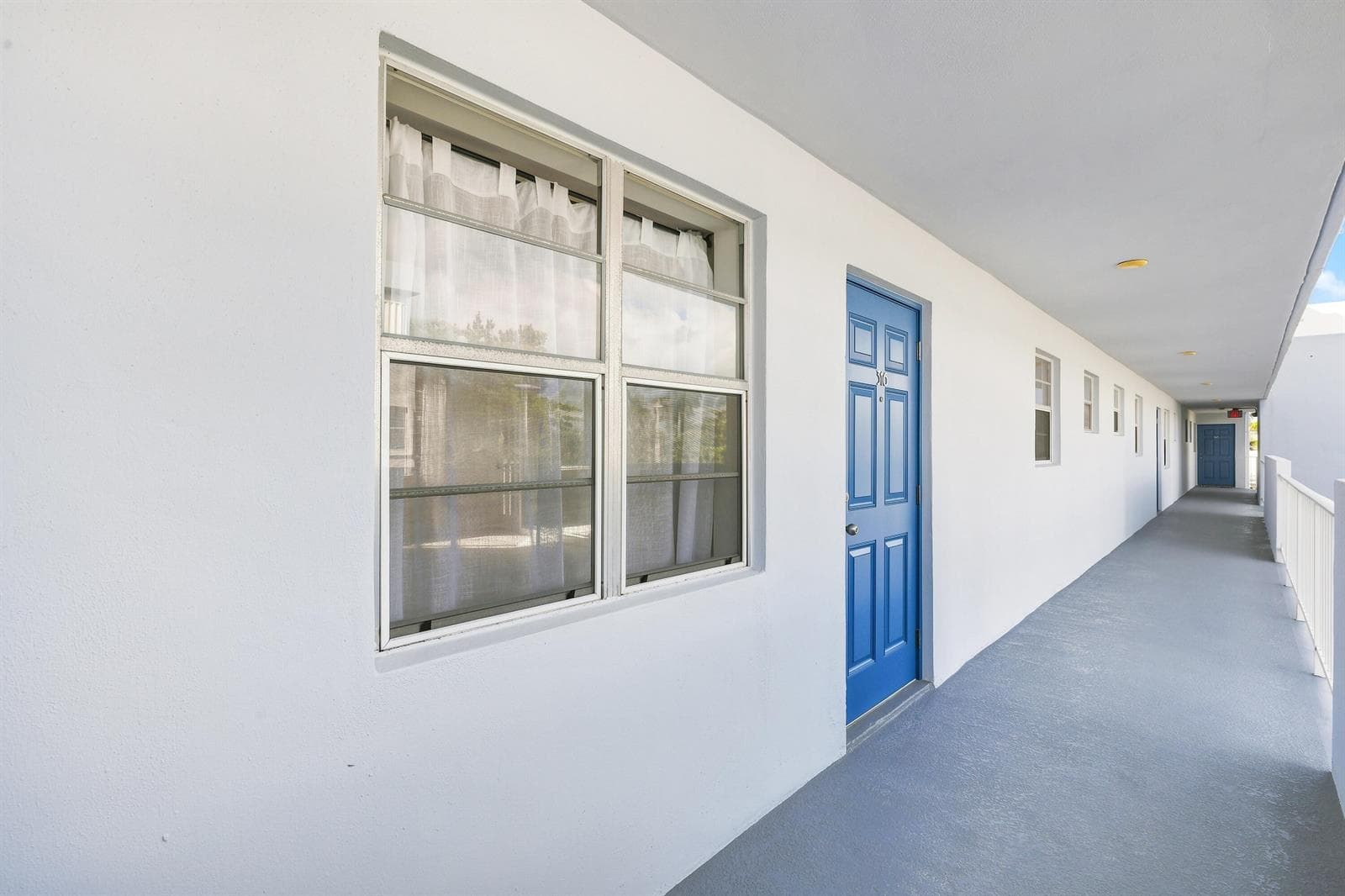 1810 NEW PALM Way 316 photo 3
