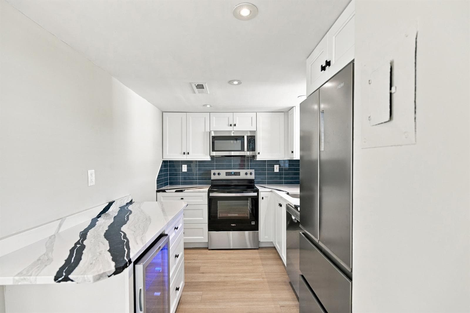 1810 NEW PALM Way 316 photo 9