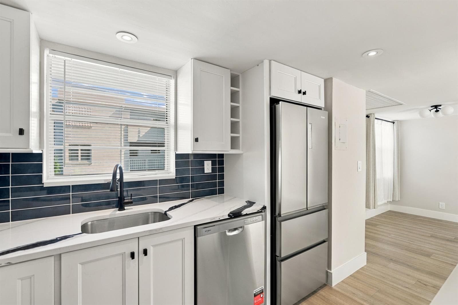 1810 NEW PALM Way 316 photo 11