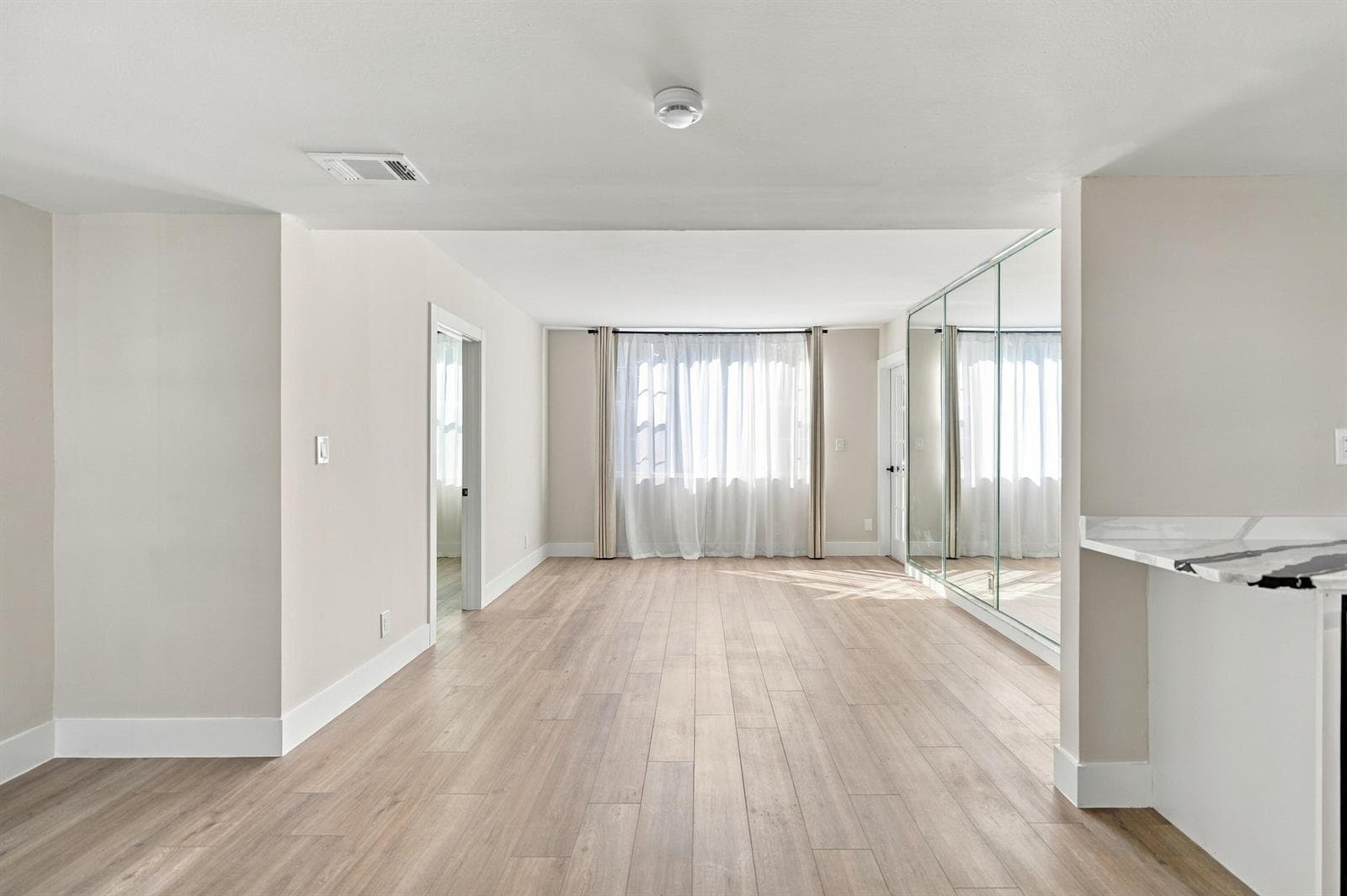 1810 NEW PALM Way 316 photo 4