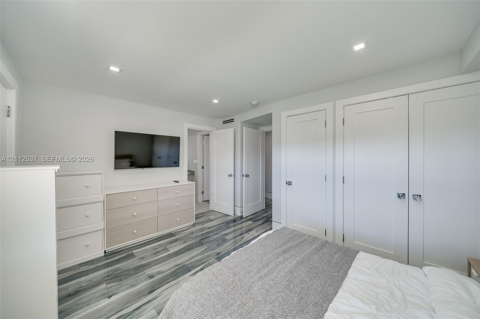 2871 N Ocean Blvd R360 photo 24