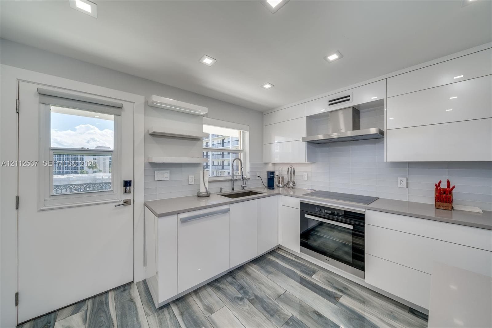 2871 N Ocean Blvd R360 photo 14