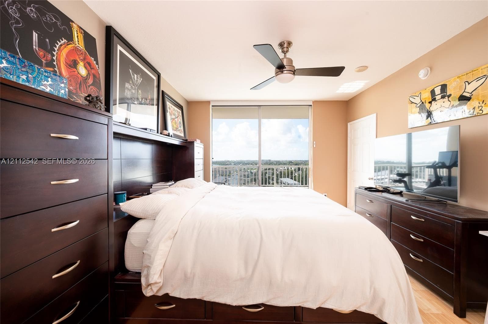 625 Casa Loma Blvd 1104 photo 10