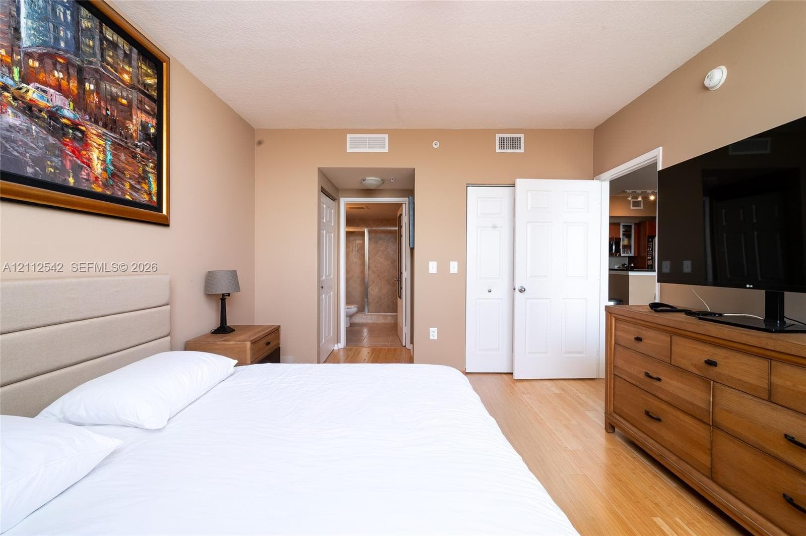 625 Casa Loma Blvd 1104 photo 14