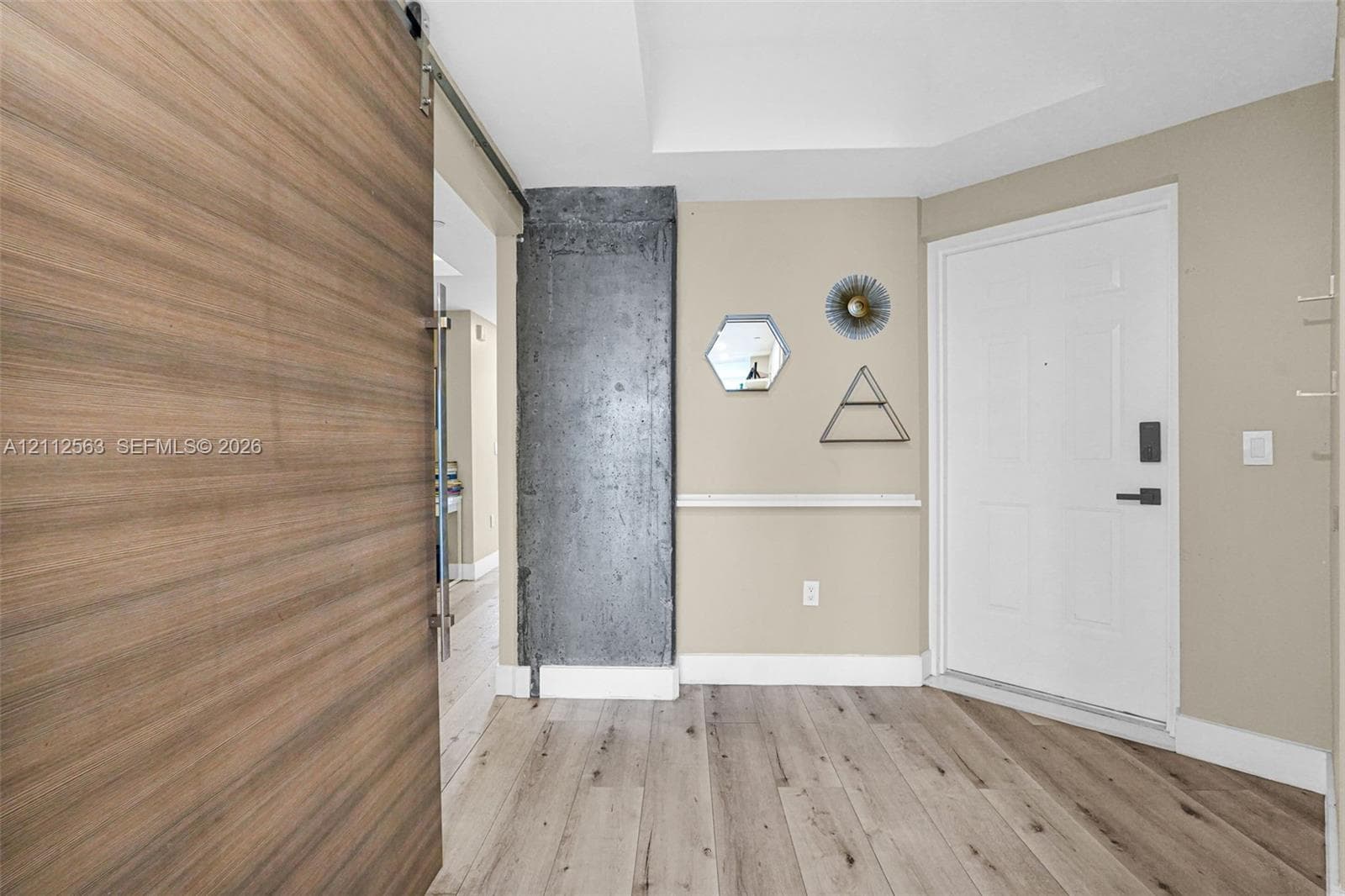 3330 NE 190th St 2016 photo 17