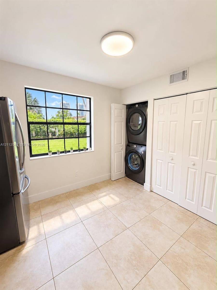3552 Magellan Cir 126 photo 4