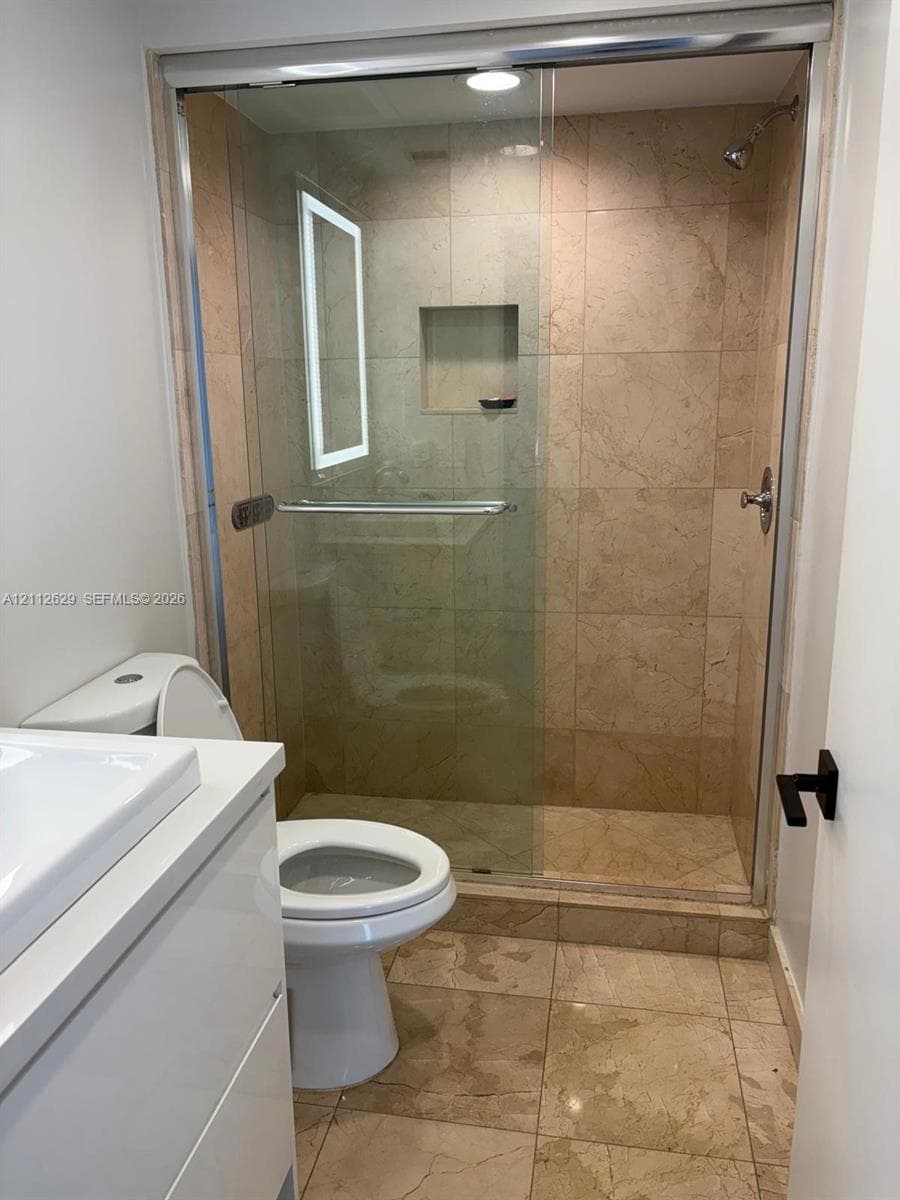 19400 Turnberry Way 612 photo 16