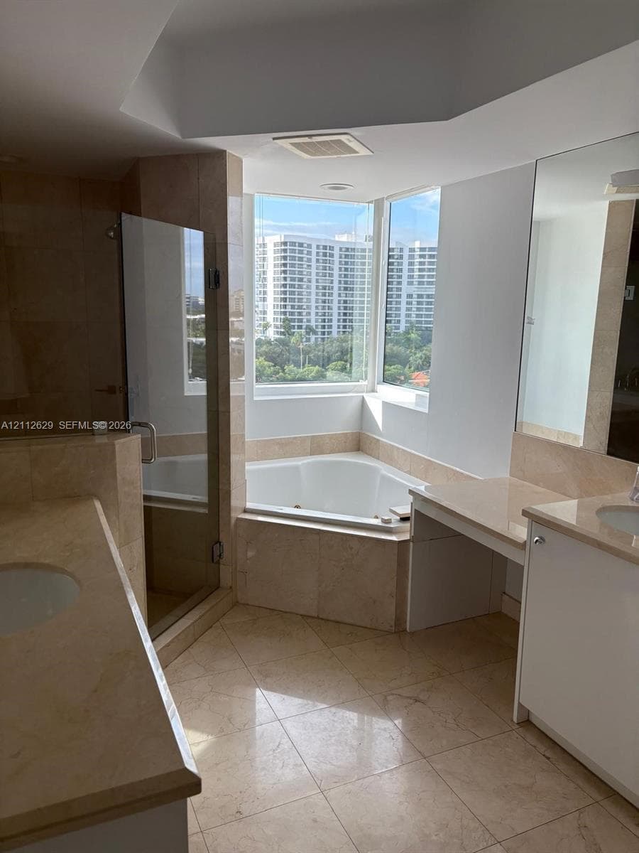 19400 Turnberry Way 612 photo 22