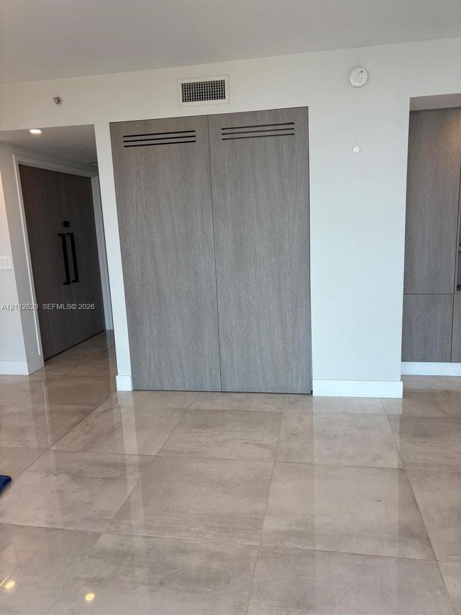 19400 Turnberry Way 612 photo 9