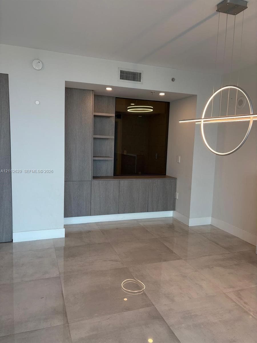 19400 Turnberry Way 612 photo 10