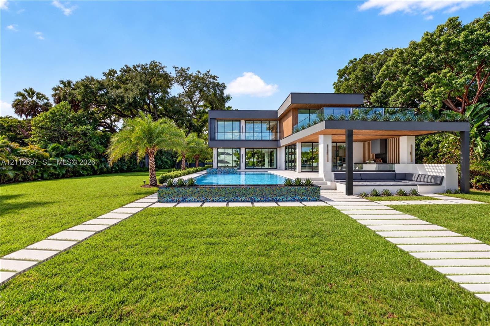 700 SW 12th Ave 3