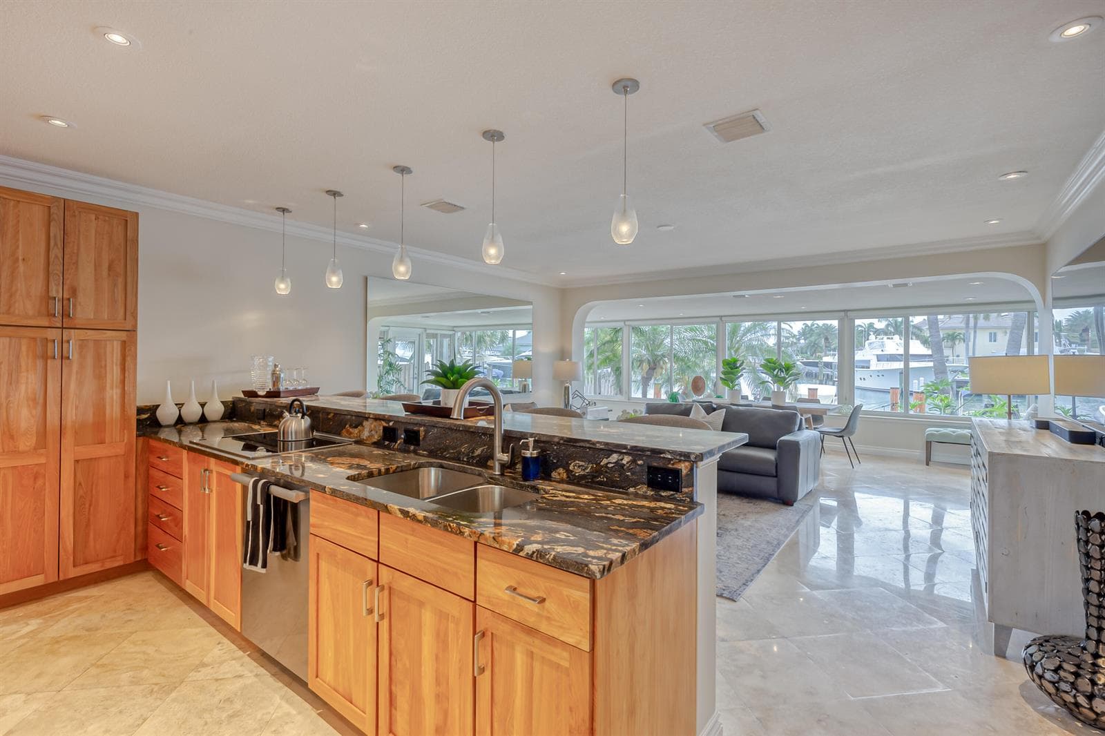 1310 CORDOVA Road photo 8
