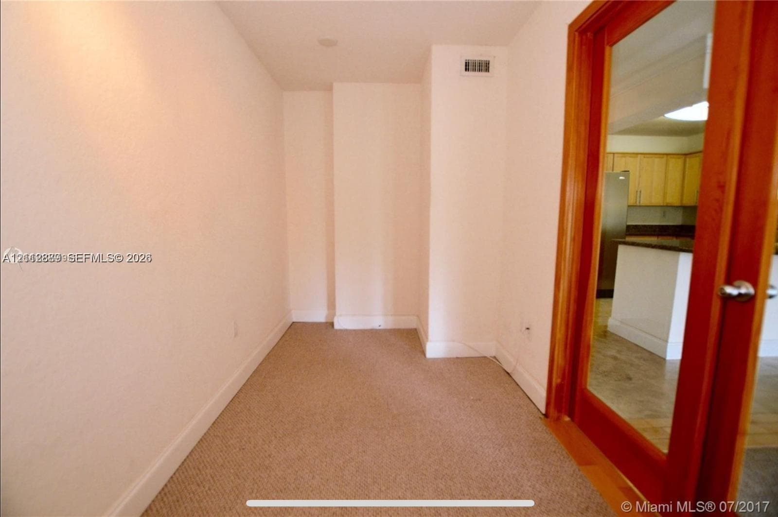 2640 NE 135th St 415 photo 7