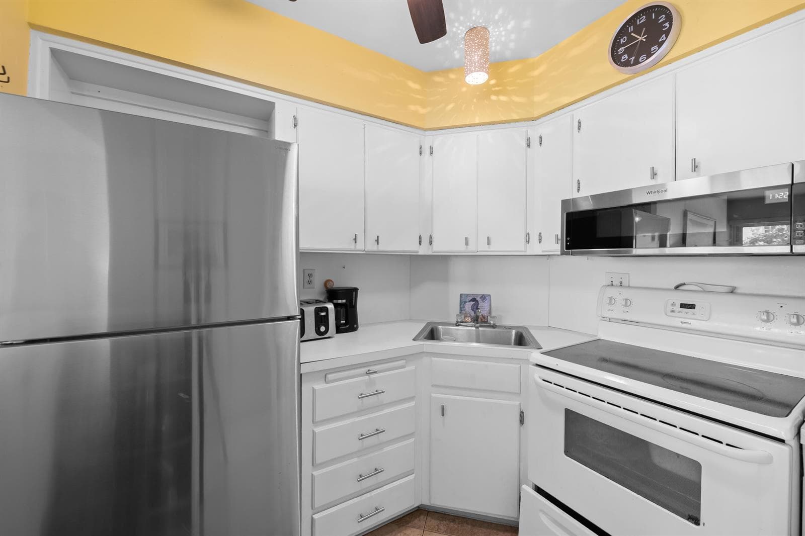 4050 N OCEAN Boulevard 302 photo 8