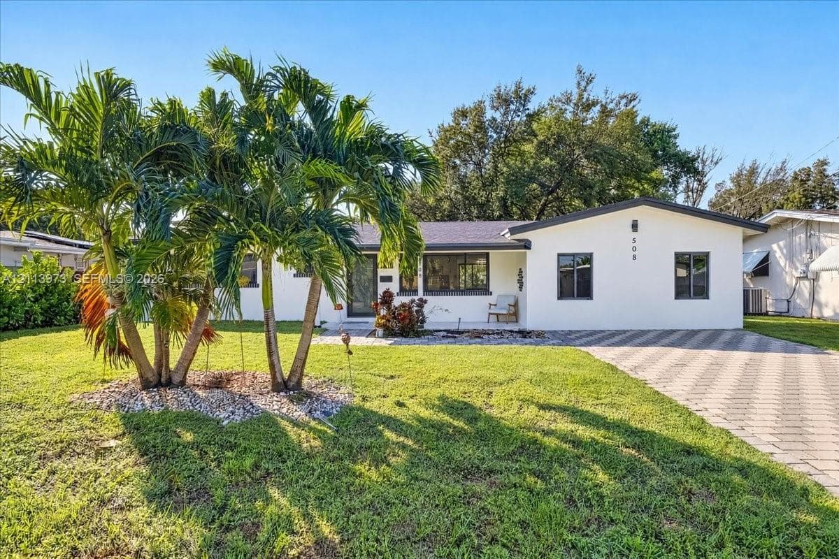 508 NW 30th Ct photo 2
