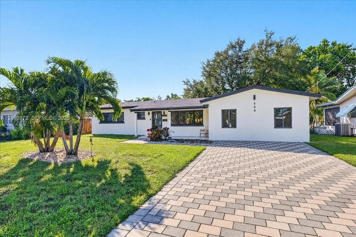 508 NW 30th Ct photo 1