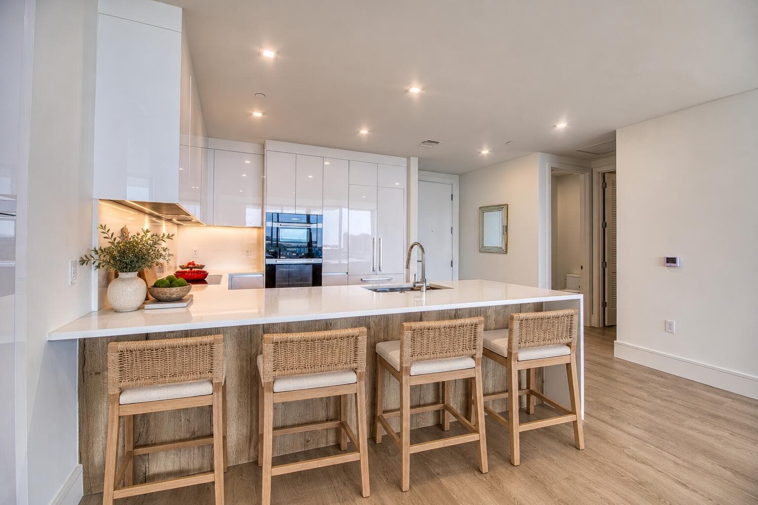 220 Lake Shore Drive 1207 photo 17