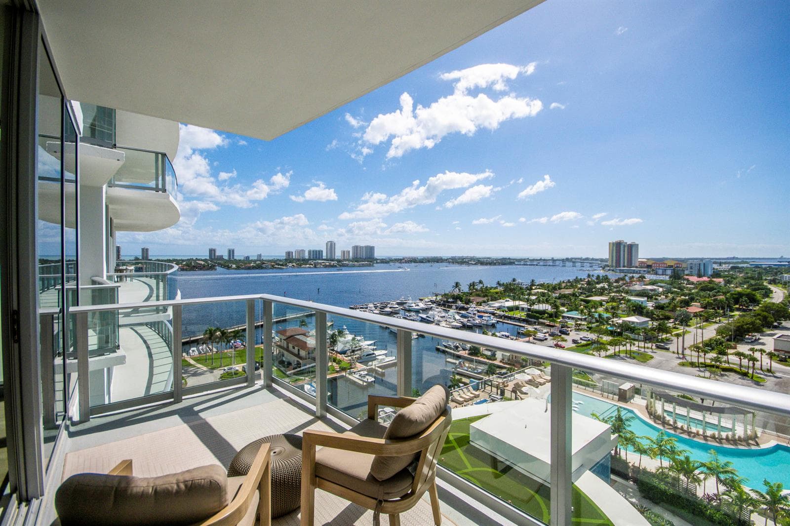 220 Lake Shore Drive 1207 photo 15