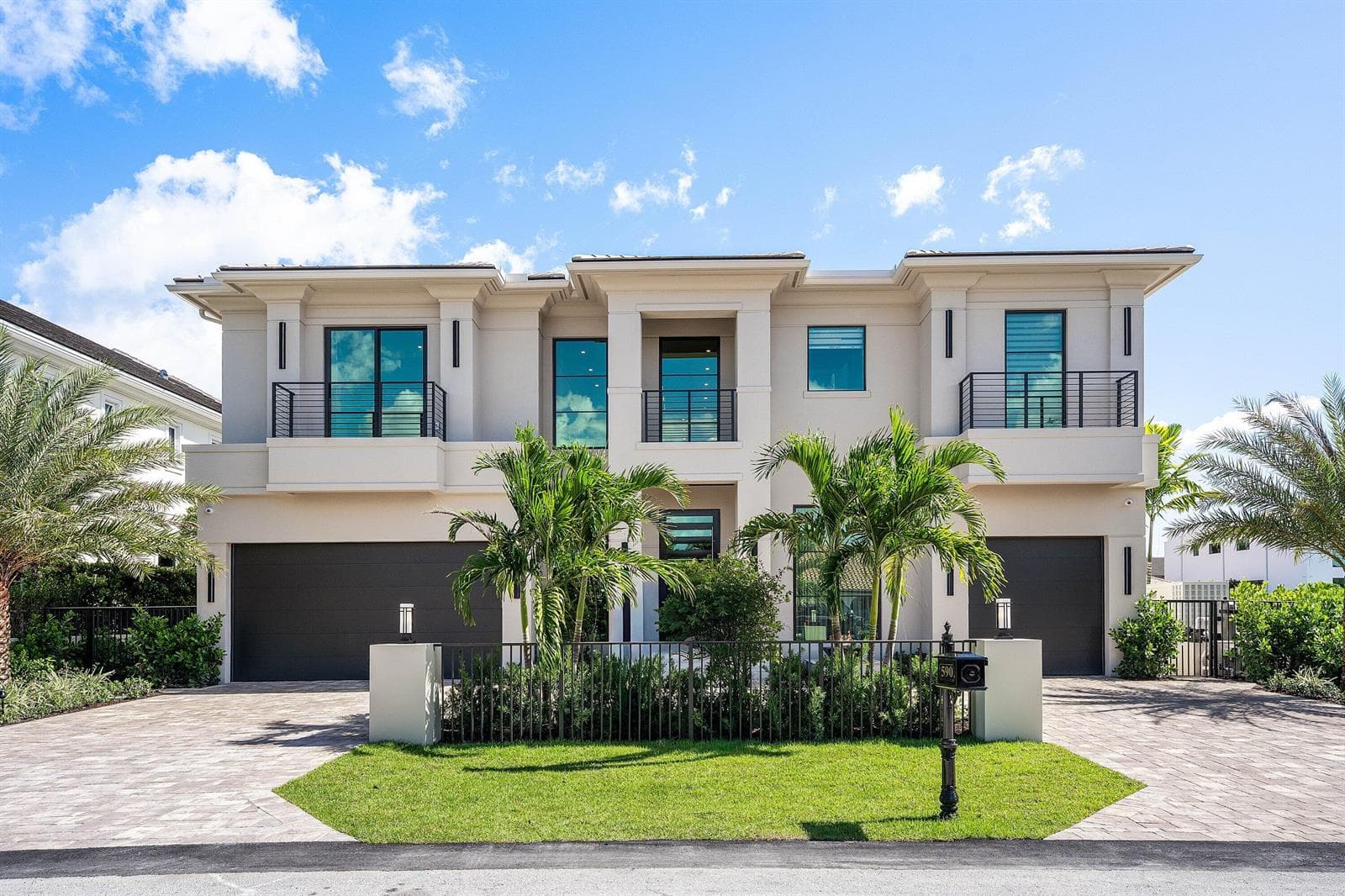 590 Phillips Drive 2
