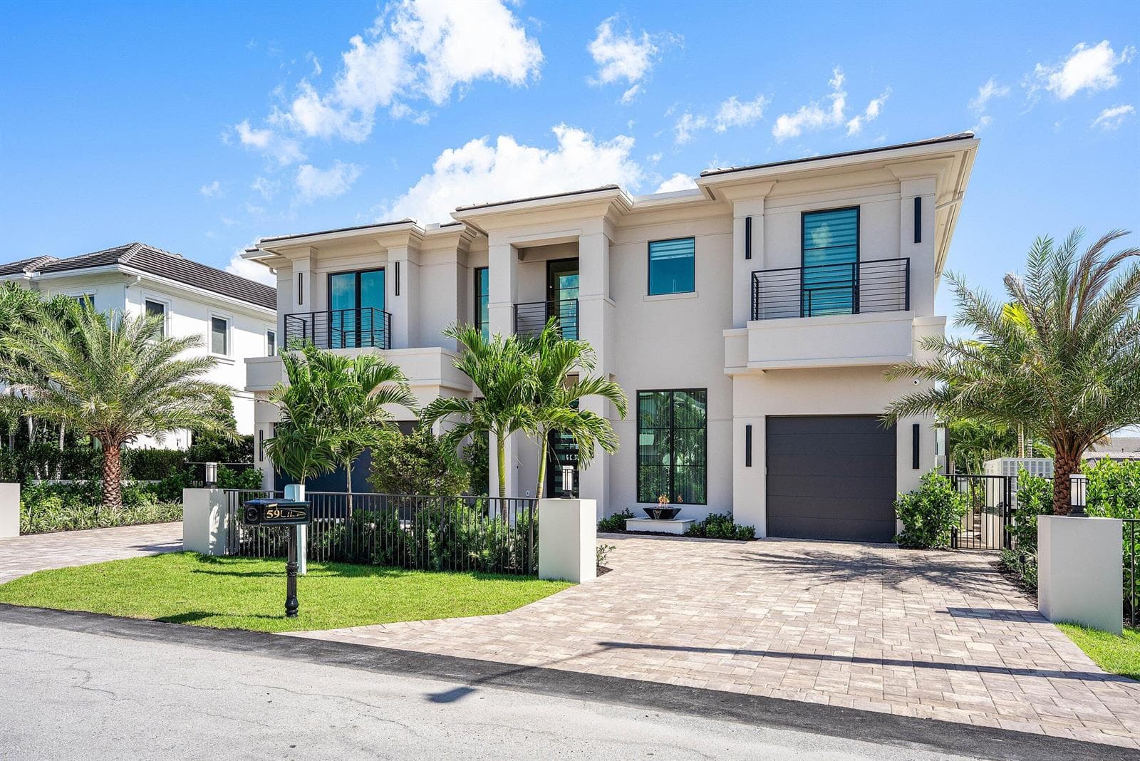 590 Phillips Drive 3