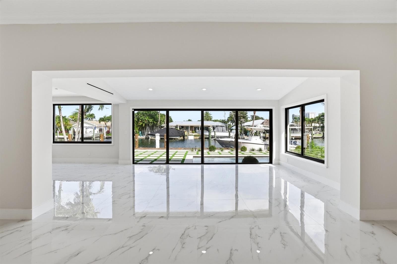 1210 Bimini Lane photo 10