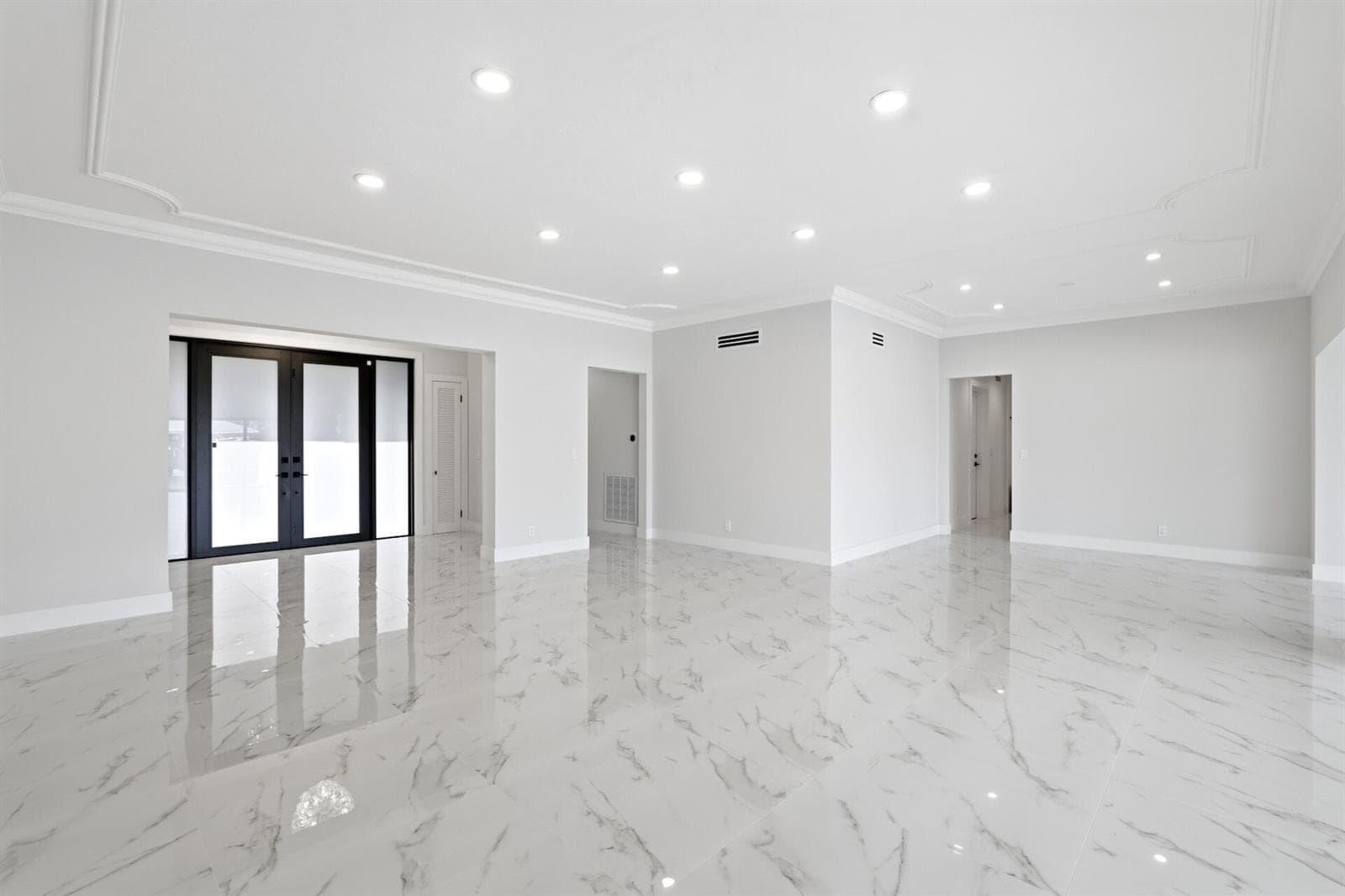 1210 Bimini Lane 4