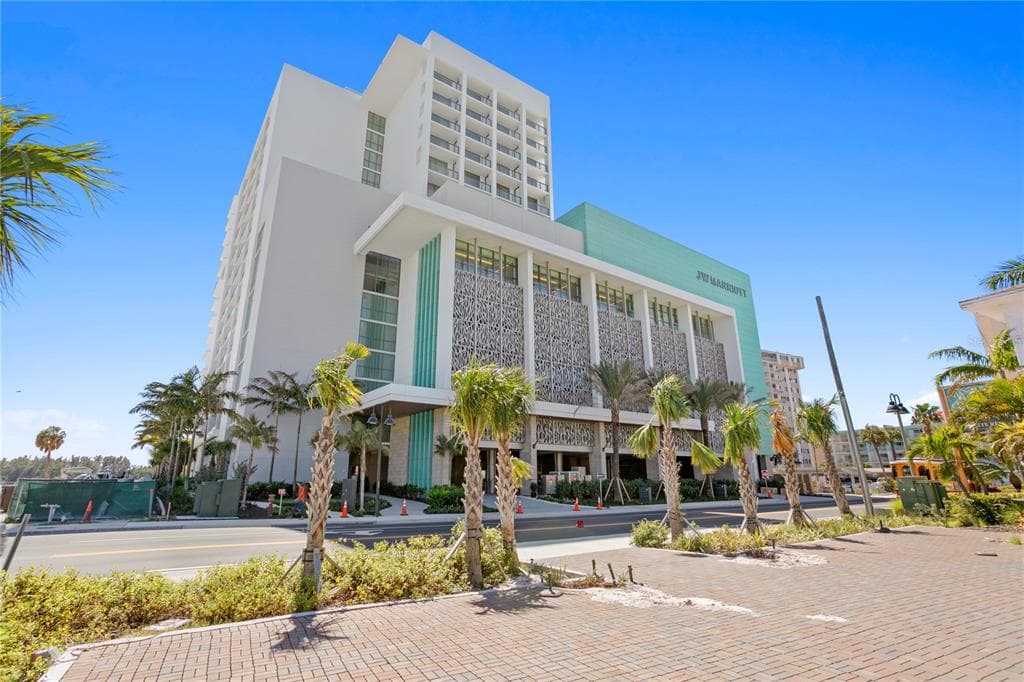 691 S GULFVIEW BOULEVARD 1011 photo 2