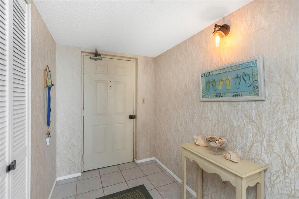 15316 GULF BOULEVARD 604 photo 14