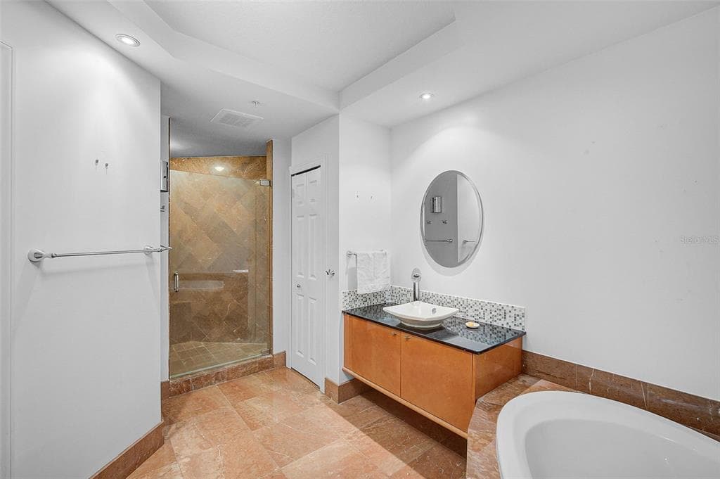 3603 N POINT ROAD 202 photo 21