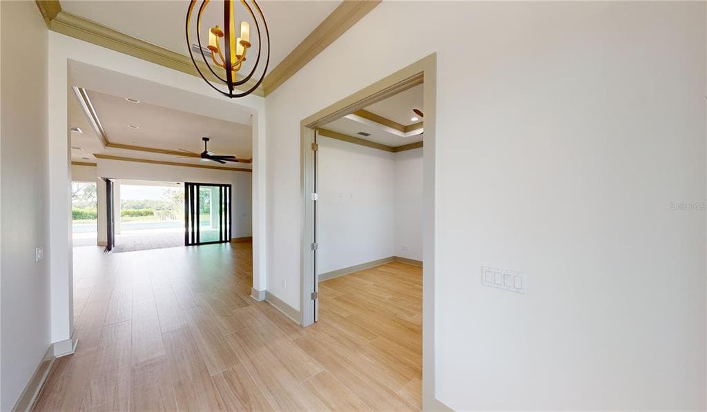 2033 TREASURE LANE photo 6