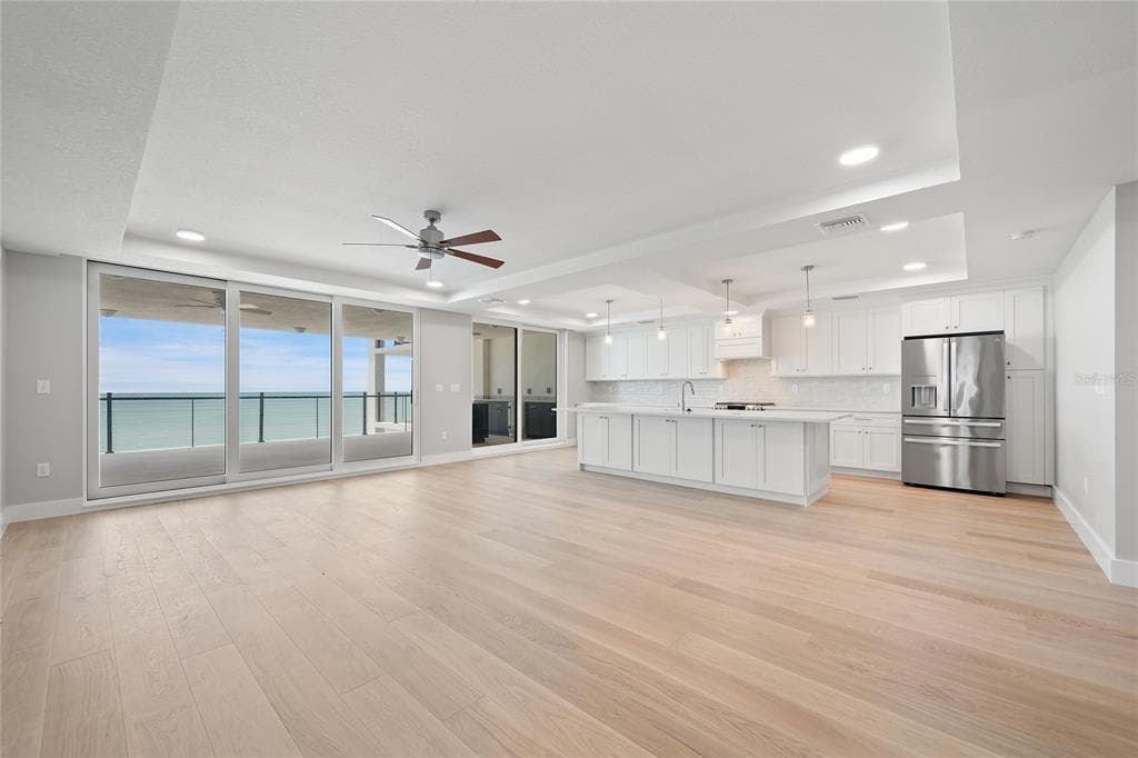 14048 GULF BOULEVARD 402 photo 6
