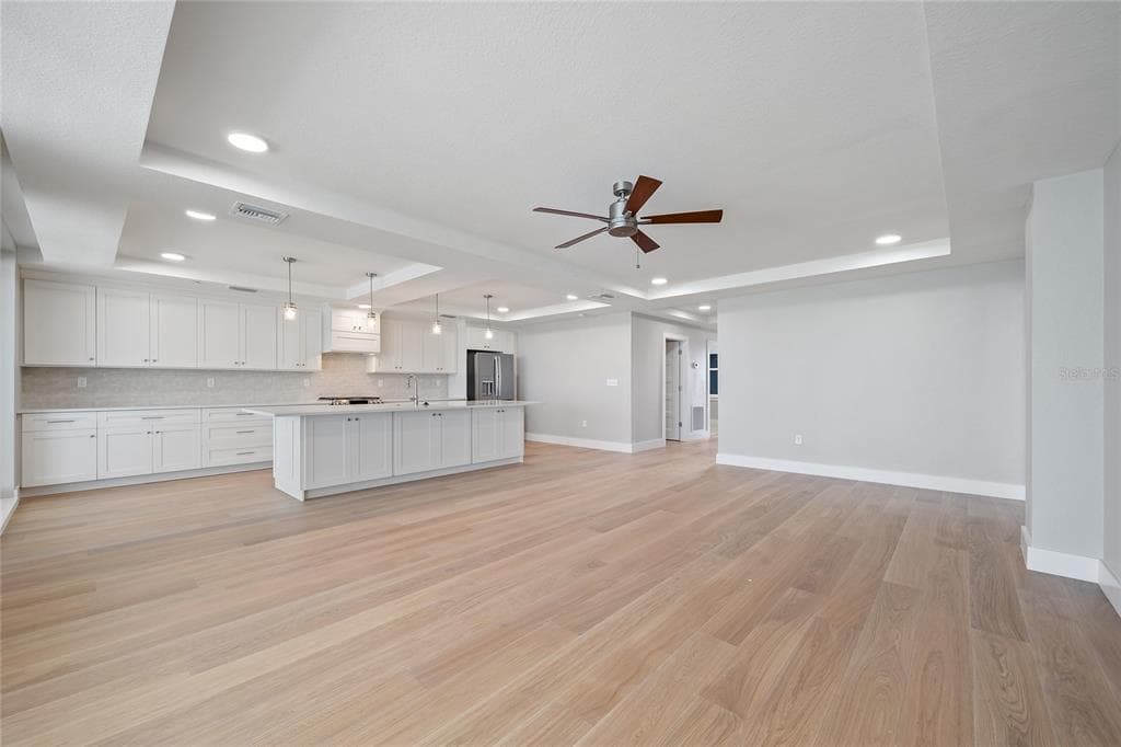 14048 GULF BOULEVARD 402 photo 5