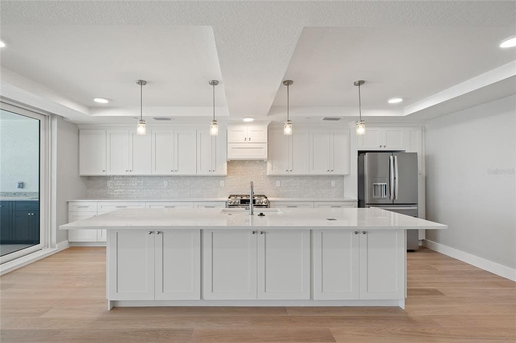 14048 GULF BOULEVARD 402 photo 9