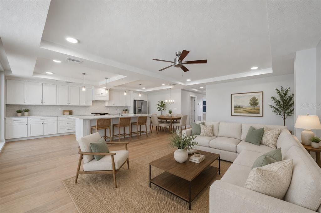 14048 GULF BOULEVARD 402 photo 4