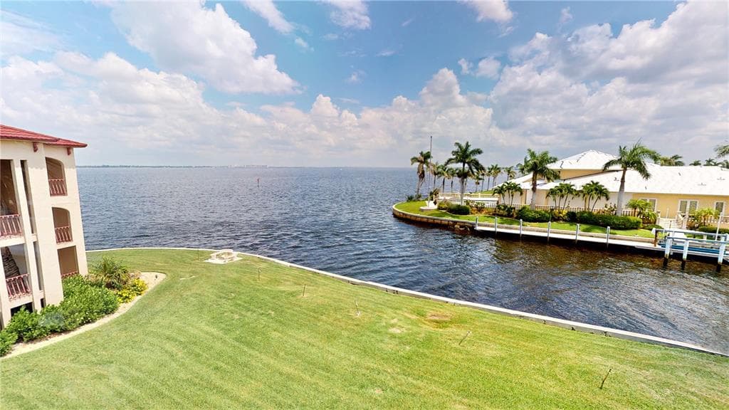 1 COLONY POINT DRIVE 5C photo 1