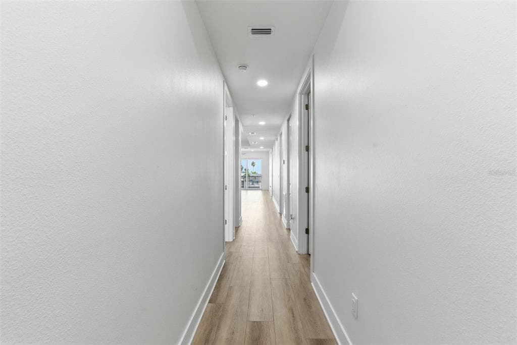400 150TH AVENUE 305 photo 6