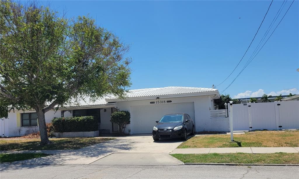 15318 HARBOR DRIVE photo 1