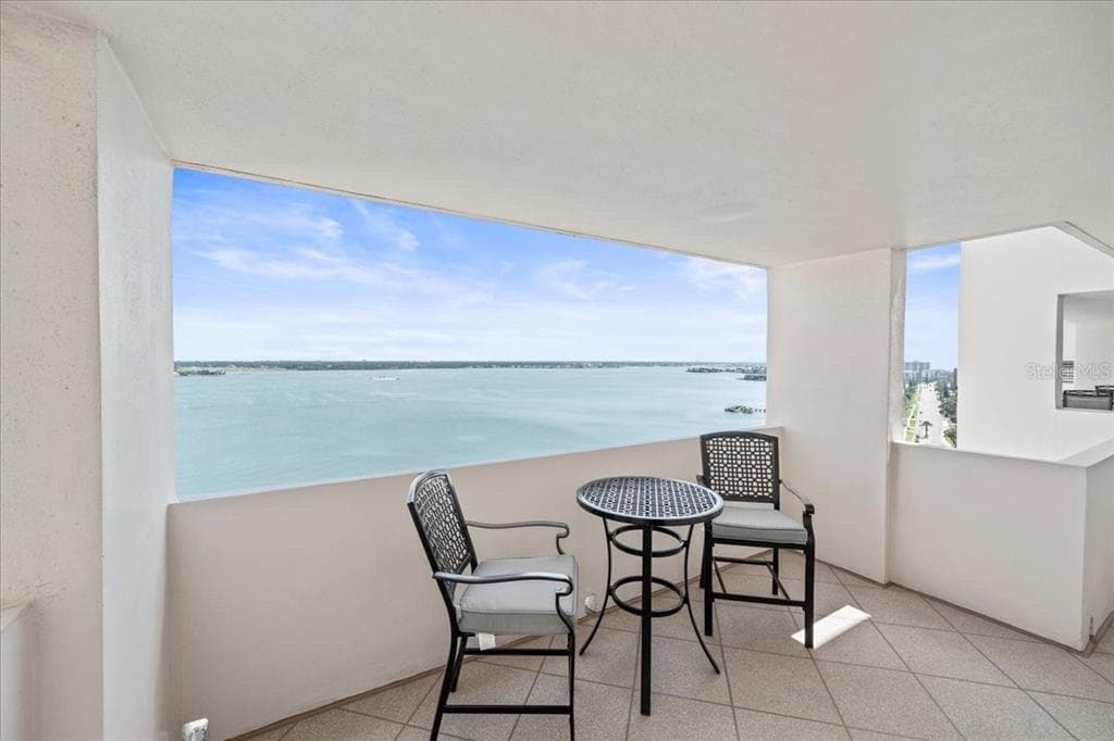 1270 GULF BOULEVARD 1903 photo 6