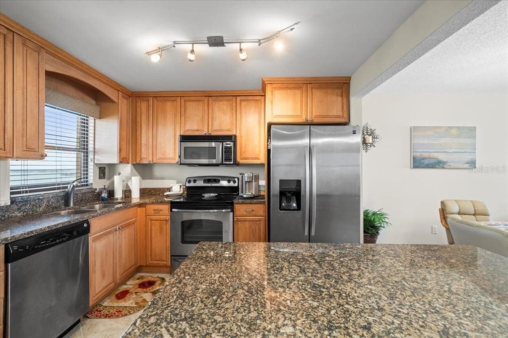 1270 GULF BOULEVARD 1903 photo 13
